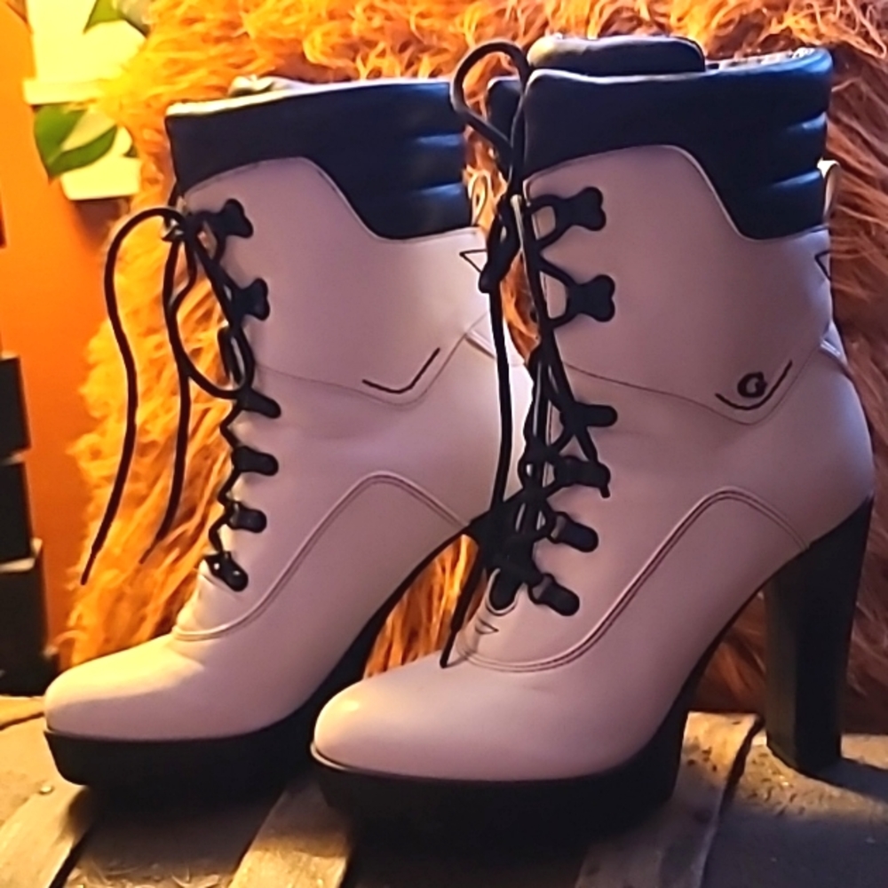 Guess high heel boots size 9.5